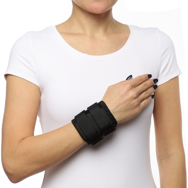 Бандаж для лучезапястного сустава F-190, №1, черный