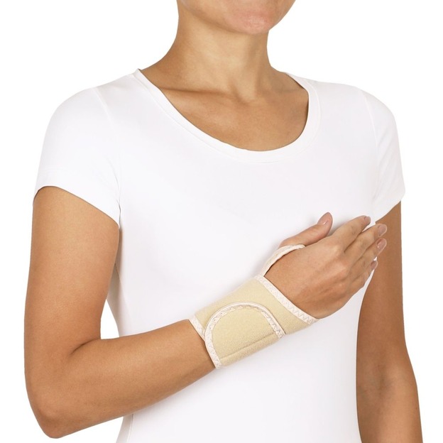 Бандаж для лучезапястного сустава F-208 №1 универсальный бежевый