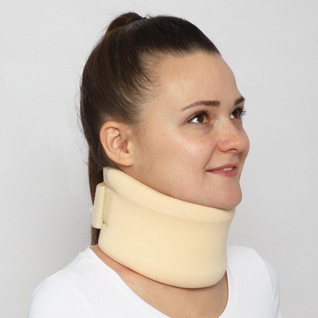 Бандаж для шейного отдела F-322/БЧ, №11 черный