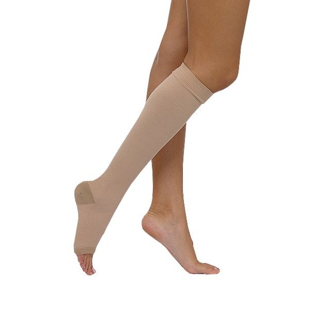 Чулок компрессионный до колена с открытым мыском (I класс компрессии), кремовый, Г1-К , №1, 30-35